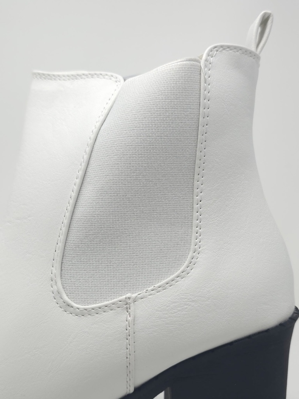 White Chunky Heel Ankle Boots Chelsea Style Platform Minimalist Trendy - Picture 7 of 10